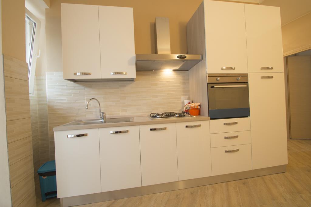 Spezia 33 Apartment Turin Bagian luar foto