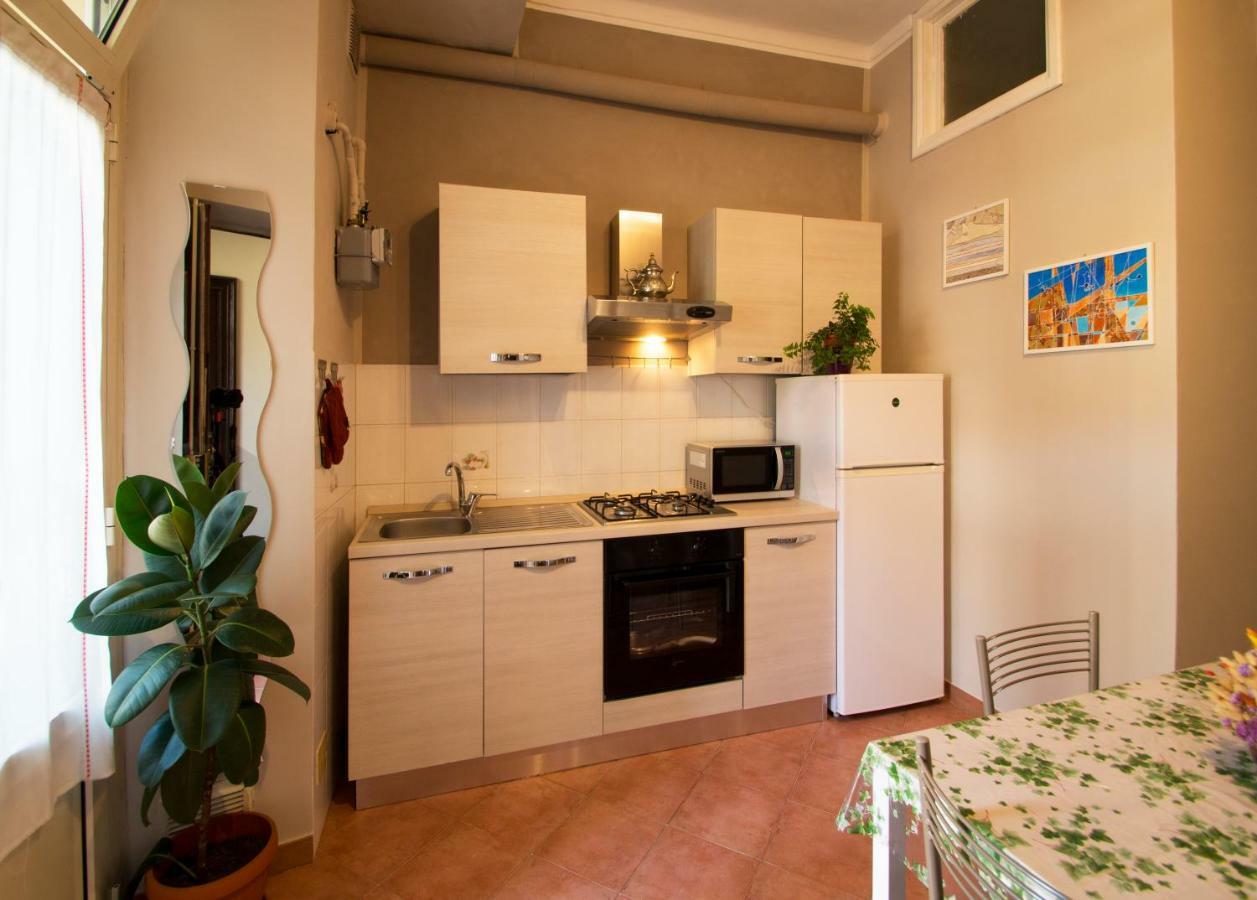 Spezia 33 Apartment Turin Bagian luar foto