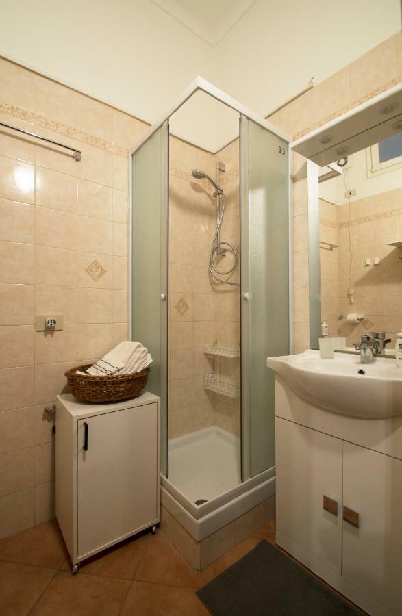 Spezia 33 Apartment Turin Bagian luar foto